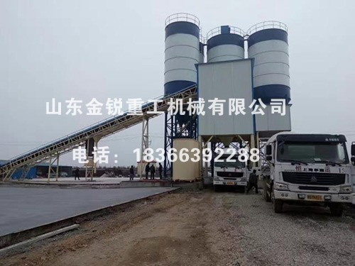 HLS120混凝土攪拌站